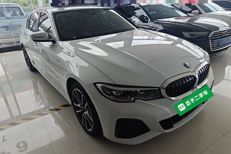 Used BMW 3 Series 2022 325Li M Sport Package Front Right 45 Deg