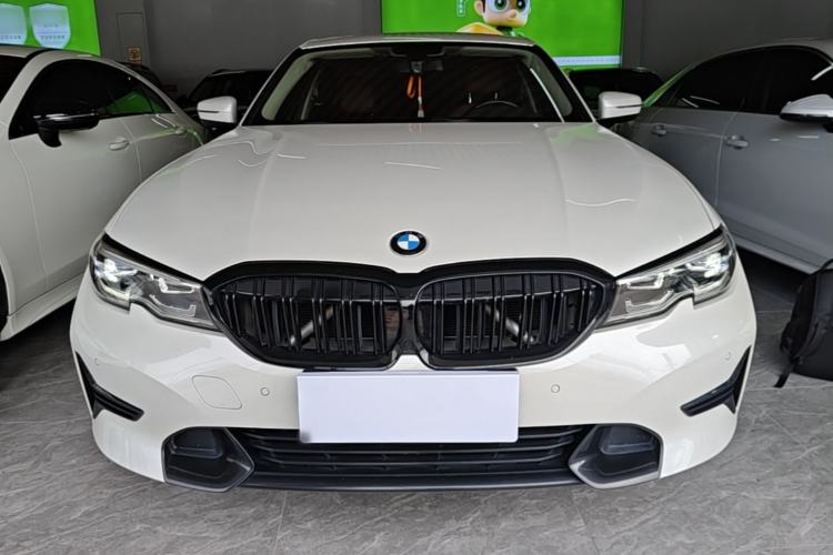 Used BMW 3 Series 2022 320i Sport Package Front