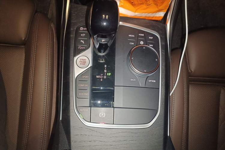 Used BMW 3 Series 2022 325Li M Sport Package Gear Lever