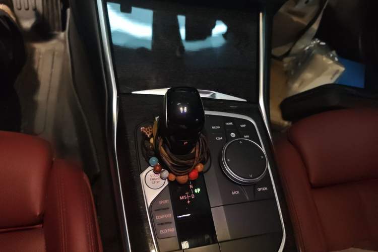 Used BMW 3 Series 2022 325Li M Sport Package Gear Lever
