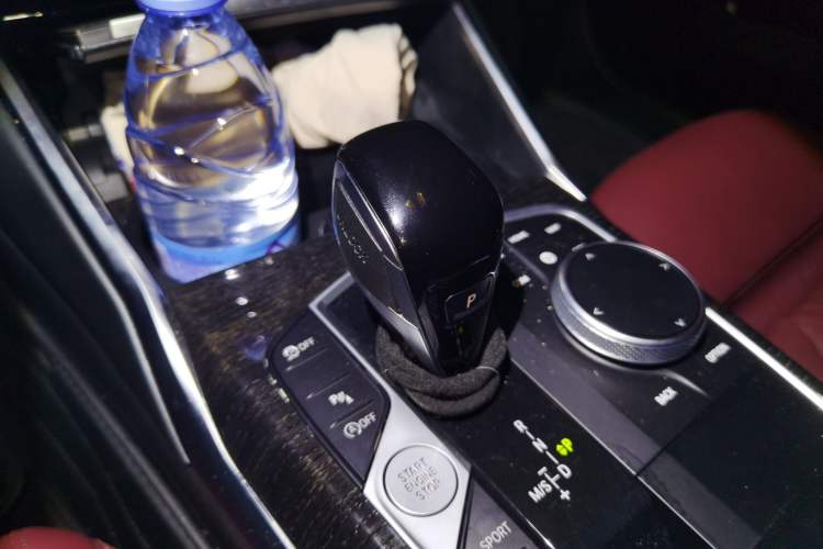 Used BMW 3 Series 2022 325Li M Sport Package Gear Lever