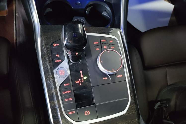 Used BMW 3 Series 2022 325Li M Sport Package Gear Lever