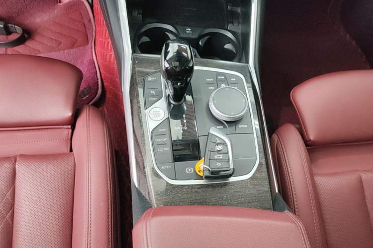 Used BMW 3 Series 2022 325Li M Sport Package Gear Lever