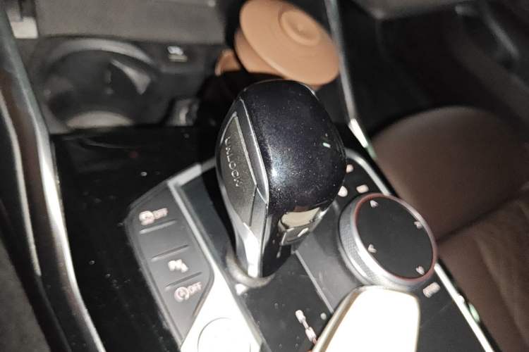 Used BMW 3 Series 2022 320Li M Sport Package Gear Lever