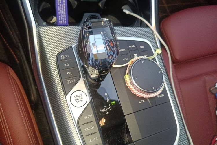 Used BMW 3 Series 2022 Restyled 325Li M Sport Night Edition Package Gear Lever