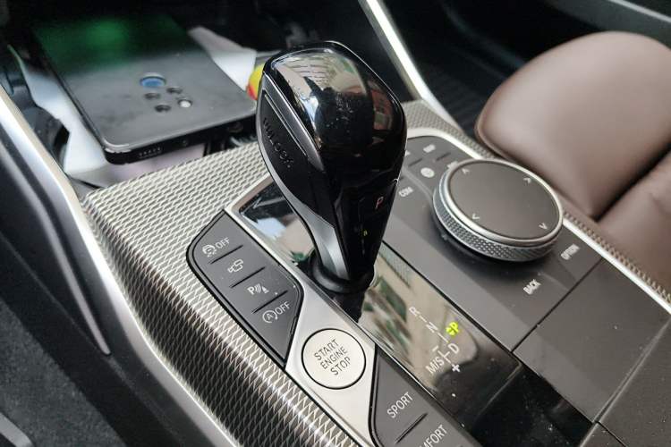 Used BMW 3 Series 2022 Restyled 325Li M Sport Night Edition Package Gear Lever