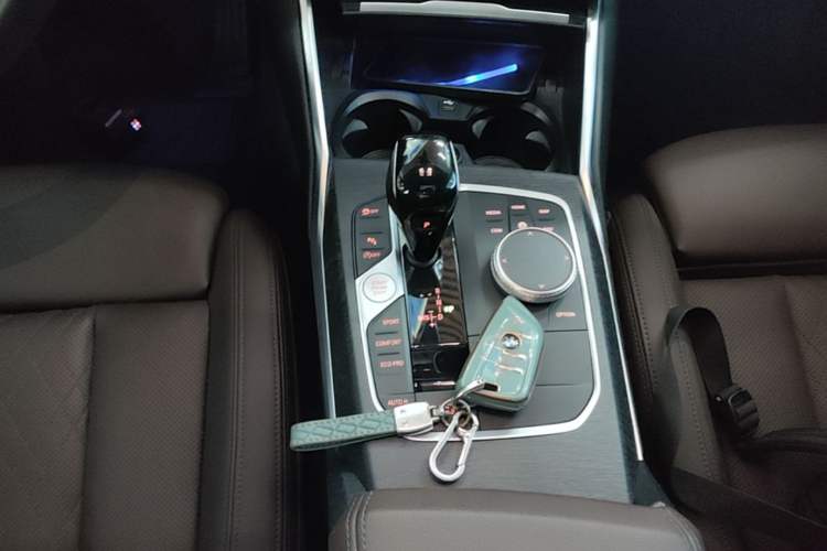 Used BMW 3 Series 2022 325i M Sport Package Gear Lever