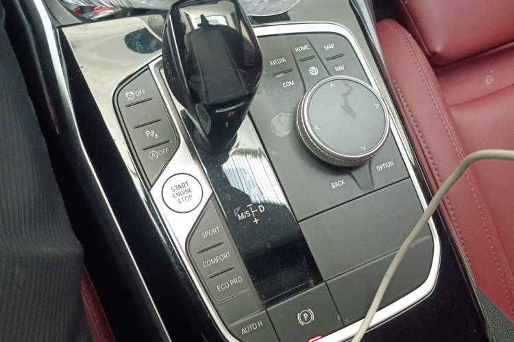 Used BMW 3 Series 2022 320i Sport Package Gear Lever
