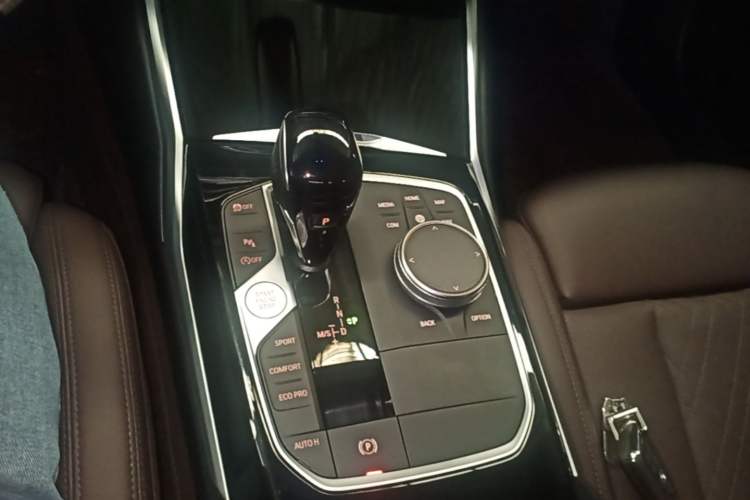 Used BMW 3 Series 2022 Restyled 320Li M Sport Package Gear Lever