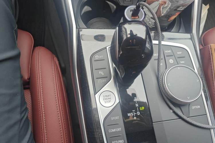 Used BMW 3 Series 2022 325Li M Sport Package Gear Lever
