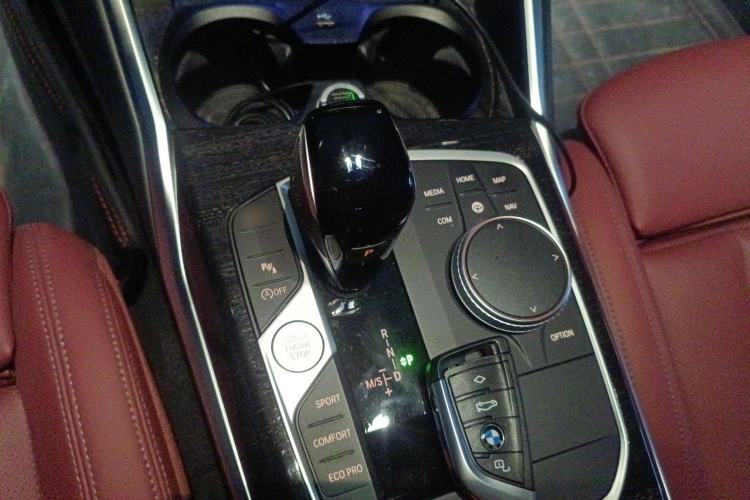Used BMW 3 Series 2022 Updated 325Li M Sport Package Gear Lever