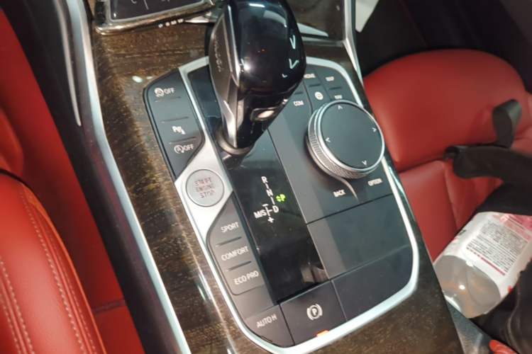 Used BMW 3 Series 2022 325Li M Sport Package Gear Lever