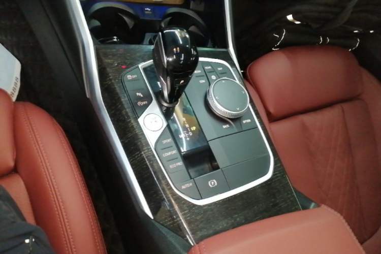 Used BMW 3 Series 2022 325Li M Sport Package Gear Lever
