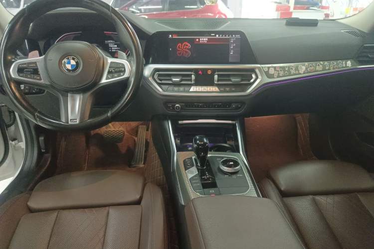 Used BMW 3 Series 2022 Revised 325i M Sport Night Edition Package Gear Lever