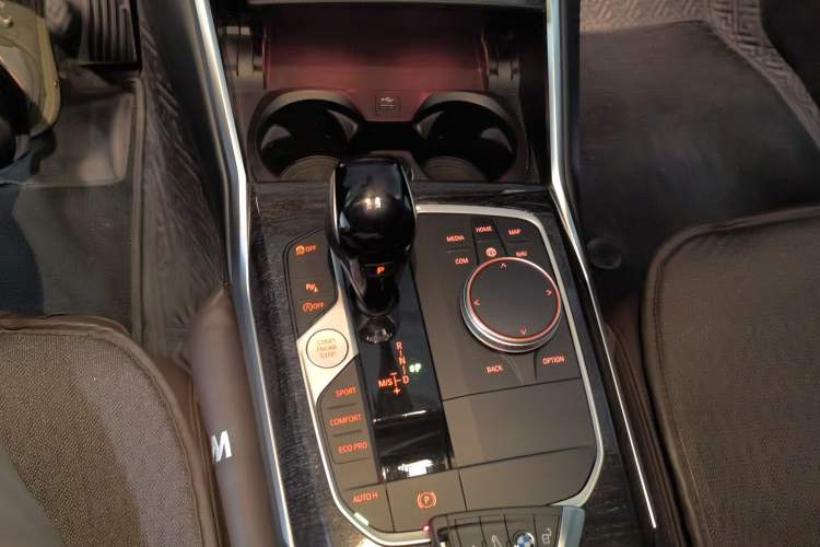 Used BMW 3 Series 2022 Updated 325Li M Sport Package Gear Lever