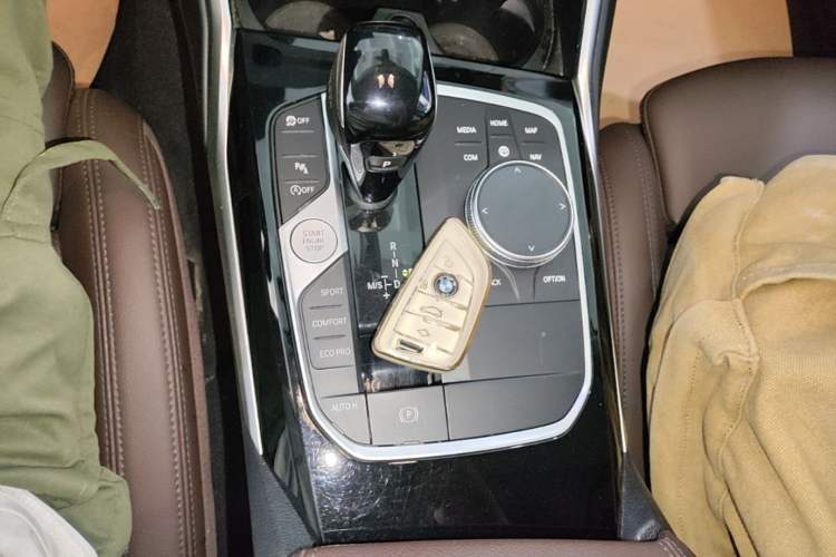Used BMW 3 Series 2022 Restyled 320Li M Sport Package Gear Lever