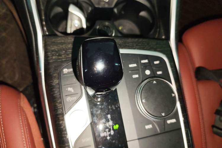 Used BMW 3 Series 2022 325Li M Sport Package Gear Lever