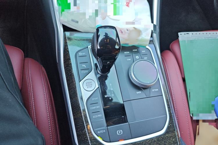 Used BMW 3 Series 2022 325Li M Sport Package Gear Lever