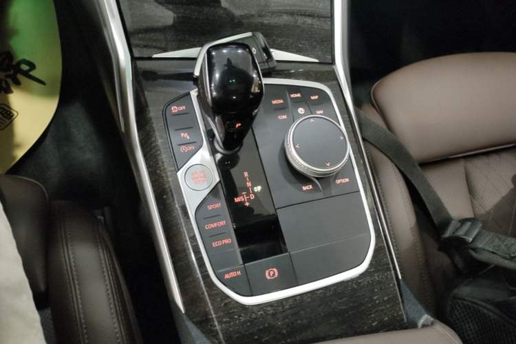 Used BMW 3 Series 2022 325Li M Sport Package Gear Lever