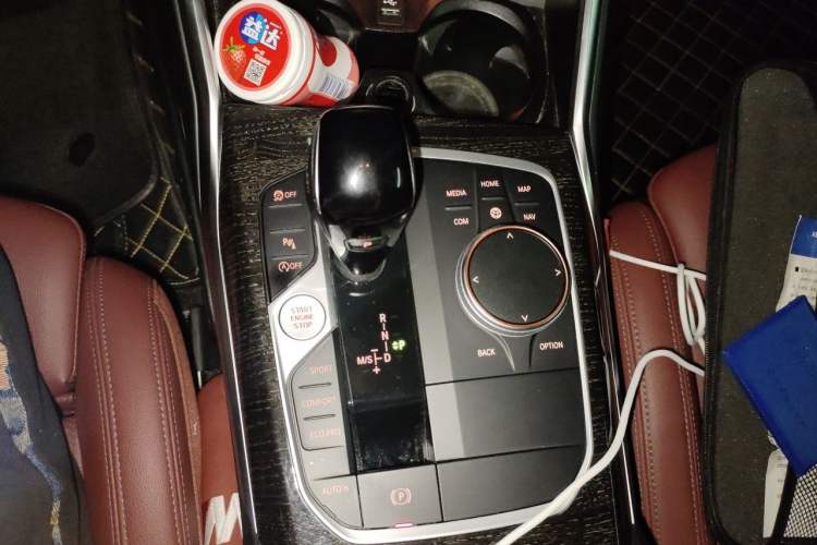 Used BMW 3 Series 2022 Updated 325Li M Sport Package Gear Lever