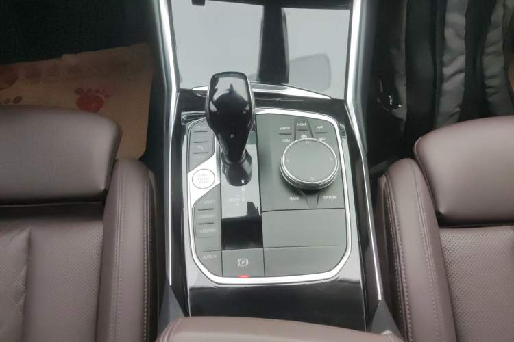 Used BMW 3 Series 2022 320Li M Sport Package Gear Lever