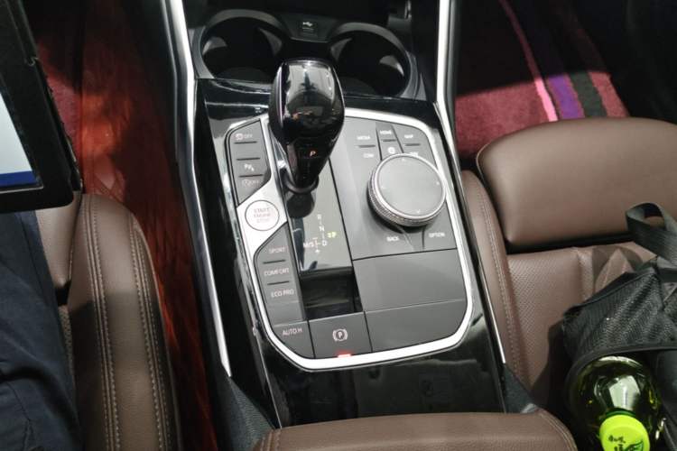 Used BMW 3 Series 2022 320Li M Sport Package Gear Lever