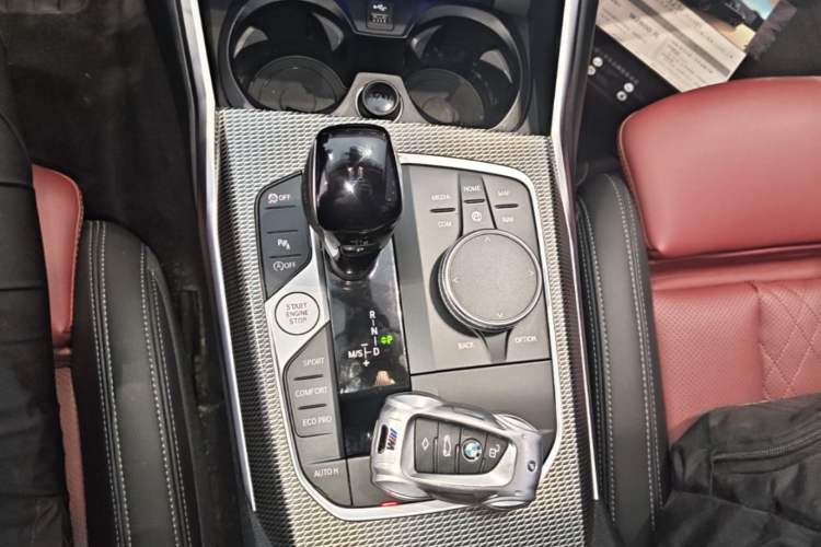Used BMW 3 Series 2022 325i M Sport Night Edition Package Gear Lever