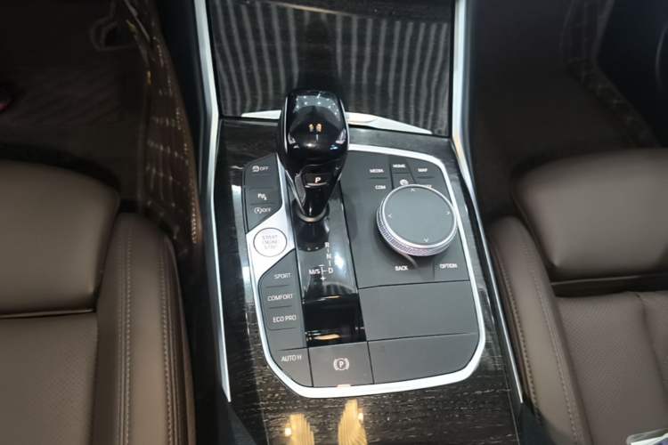 Used BMW 3 Series 2022 Updated 325Li M Sport Package Gear Lever
