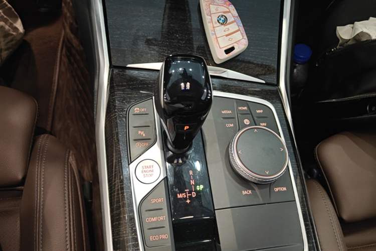 Used BMW 3 Series 2022 325Li M Sport Package Gear Lever