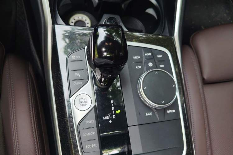 Used BMW 3 Series 2022 Updated 325Li M Sport Package Gear Lever
