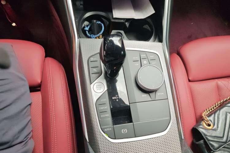 Used BMW 3 Series 2022 325i M Sport Package Gear Lever