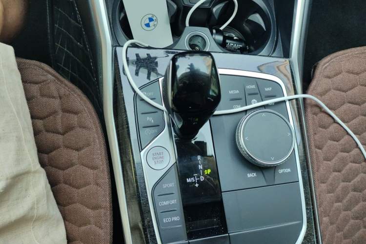 Used BMW 3 Series 2022 Updated 325Li M Sport Package Gear Lever