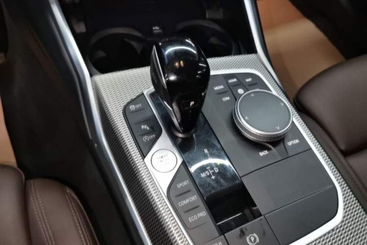 Used BMW 3 Series 2022 325Li M Sport Night Edition Package Gear Lever