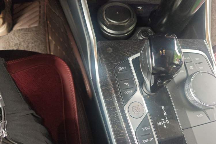 Used BMW 3 Series 2022 325Li M Sport Package Gear Lever