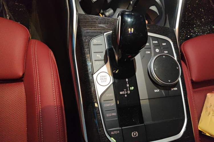 Used BMW 3 Series 2022 Updated 325Li M Sport Package Gear Lever