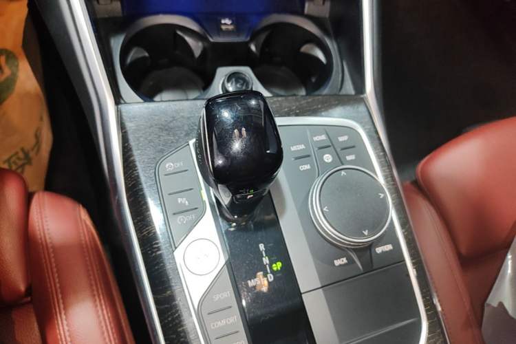 Used BMW 3 Series 2022 325Li M Sport Package Gear Lever