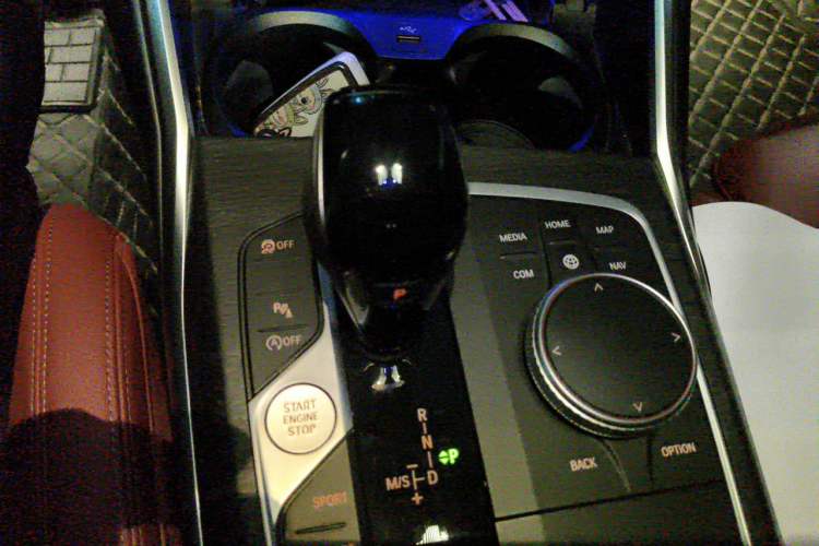 Used BMW 3 Series 2022 325i M Sport Package Gear Lever