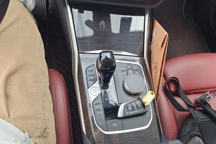 Used BMW 3 Series 2022 325Li M Sport Package Gear Lever