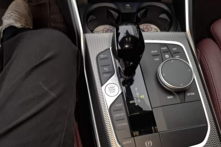 Used BMW 3 Series 2022 325Li M Sport Night Edition Package Gear Lever