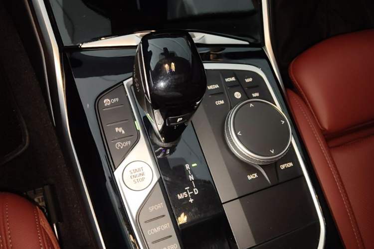 Used BMW 3 Series 2022 320Li M Sport Package Gear Lever