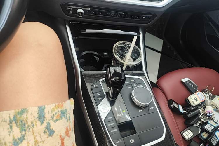 Used BMW 3 Series 2022 Updated 325Li M Sport Package Gear Lever
