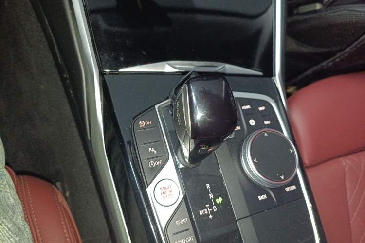 Used BMW 3 Series 2022 320Li M Sport Package Gear Lever