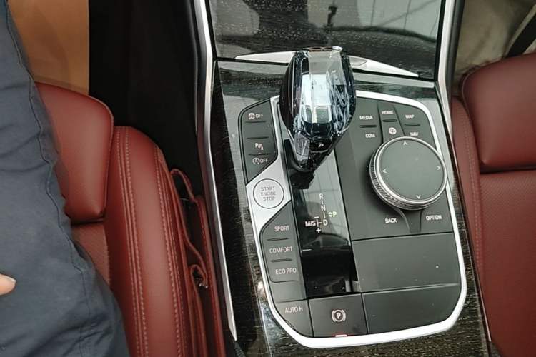 Used BMW 3 Series 2022 325Li M Sport Package Gear Lever
