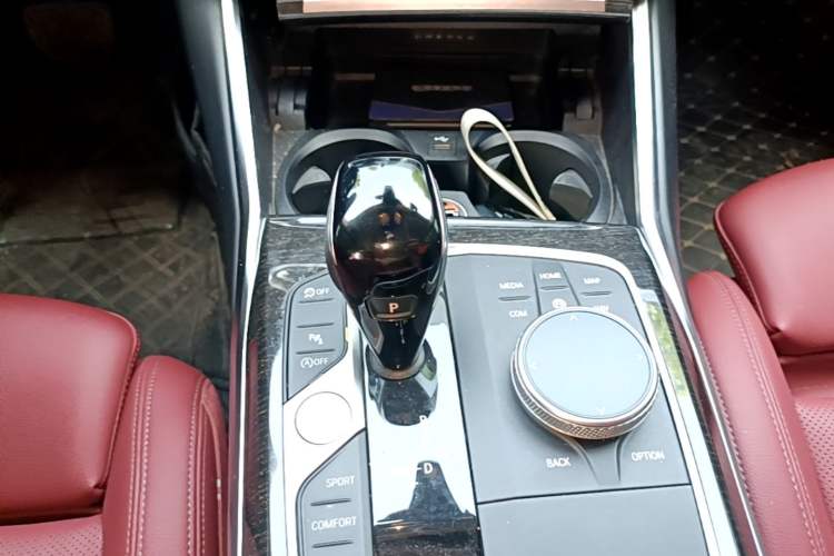 Used BMW 3 Series 2022 325Li M Sport Package Gear Lever