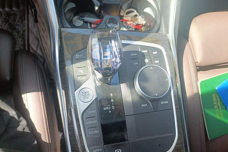 Used BMW 3 Series 2022 325Li M Sport Package Gear Lever