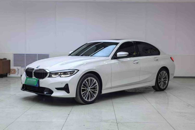 Used BMW 3 Series 2022 Updated 320i Sport Package Guazi used car, China used car export, Used car for sale, Used  cars, Cheapest cars for sale