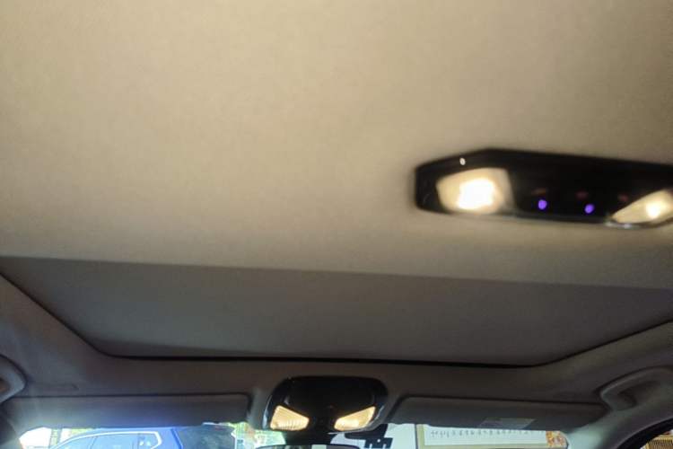 Used BMW 3 Series 2022 325i M Sport Night Edition Package Headliner