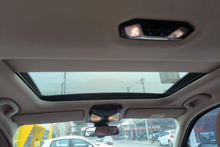Used BMW 3 Series 2022 325i M Sport Package Headliner