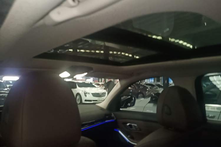 Used BMW 3 Series 2022 Restyled 320Li M Sport Package Headliner