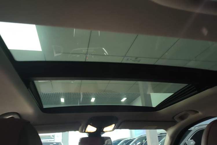 Used BMW 3 Series 2022 325Li M Sport Night Edition Package Headliner